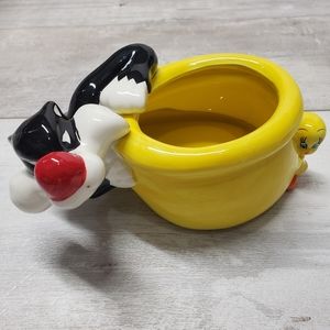 Vintage Sylvester The Cat & Tweety Bird Ceramic Planter Looney Tunes Warner Bros